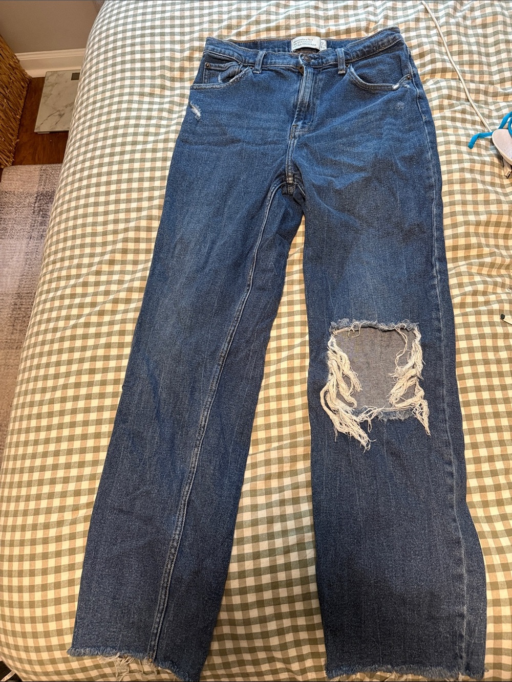 Abercrombie & Fitch Dark Blue Distressed Cropped Jeans